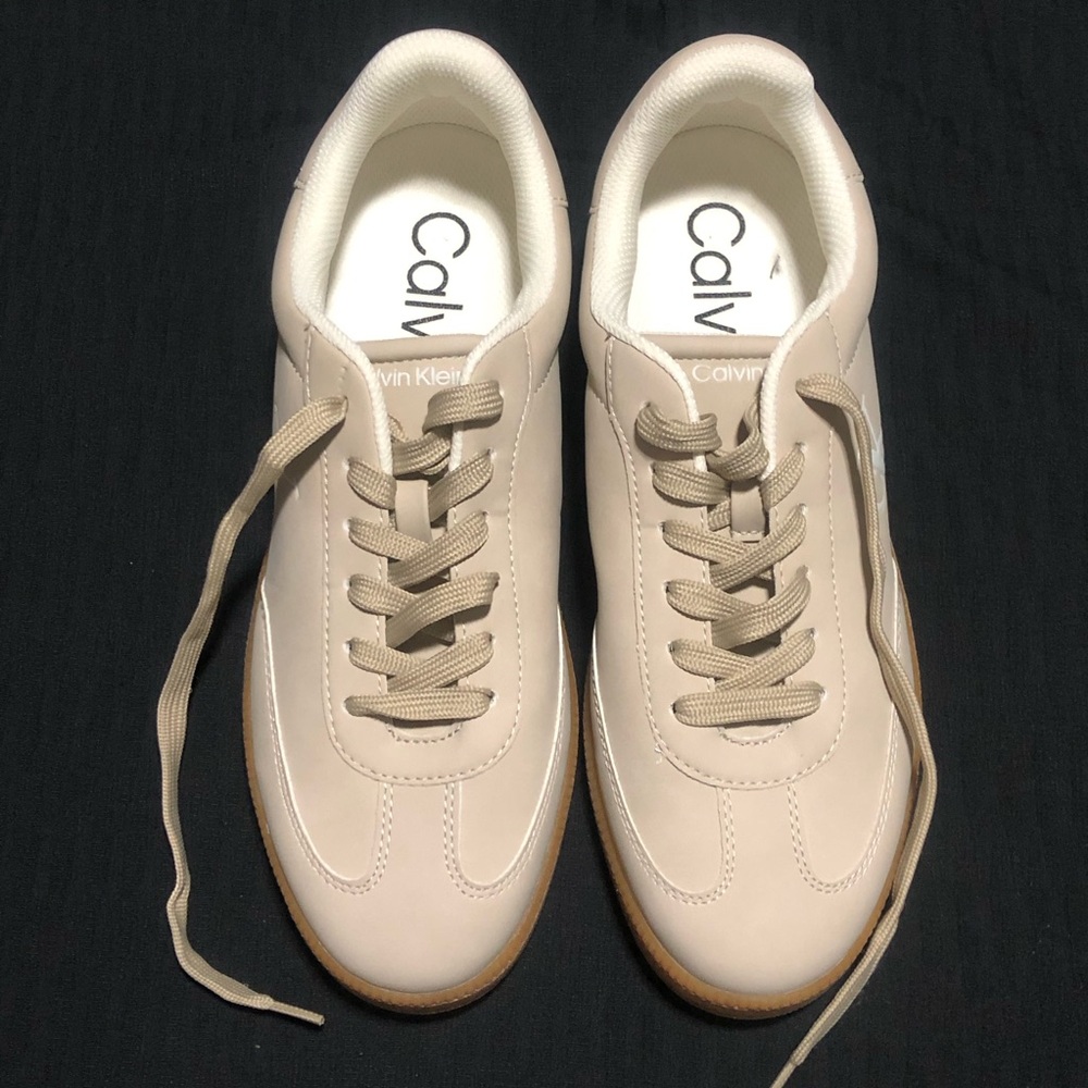 Calvin Klein Sneakers Tan CK Logo Gum Sole Womens, Size 11, Medium Width